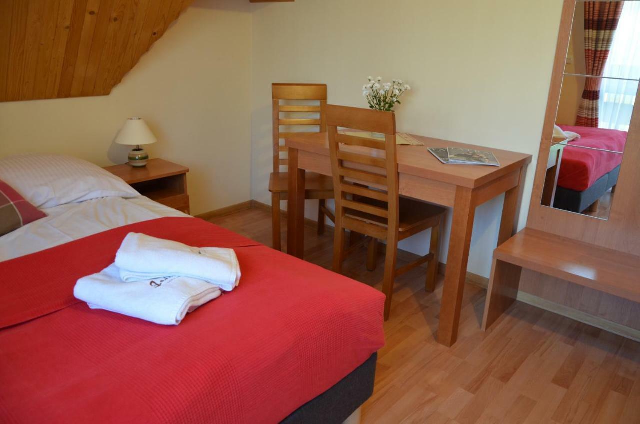 Jedla Miejsce Goscinne Bed and breakfast Bukowina Tatrzańska